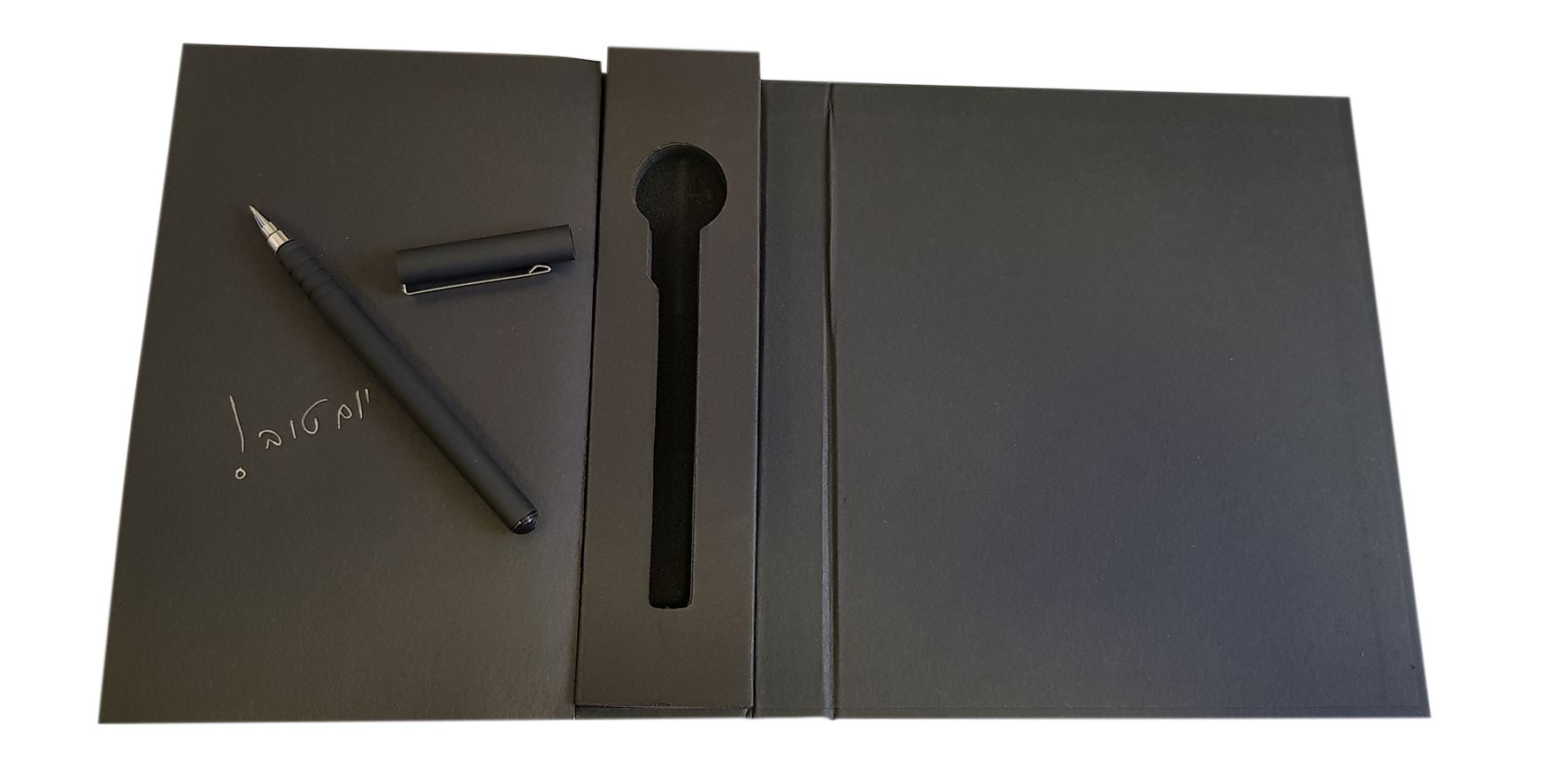 TH-4677 מארז בלוק שחור בשילוב עט כסוף