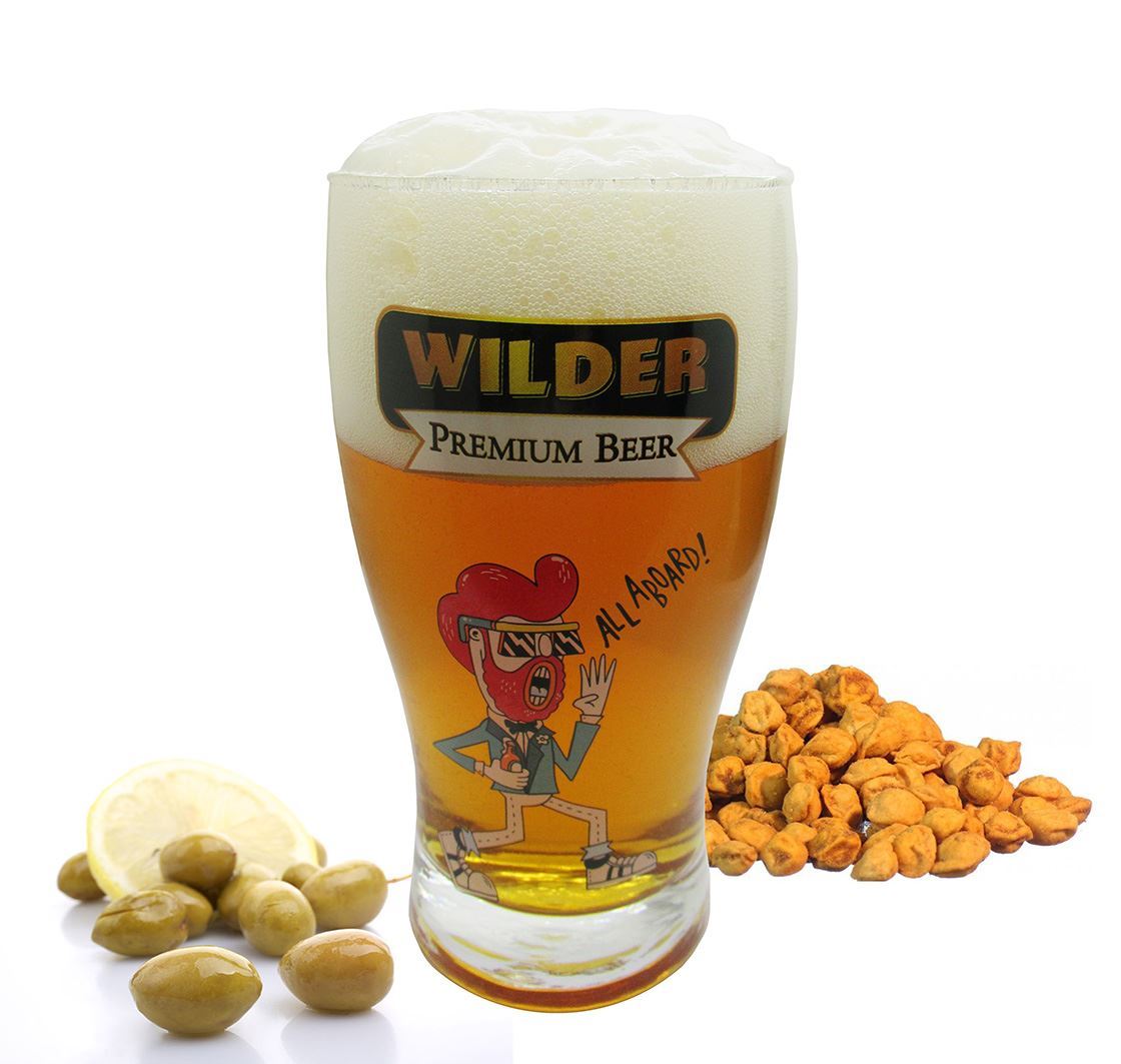 כוס בירה גבוהה